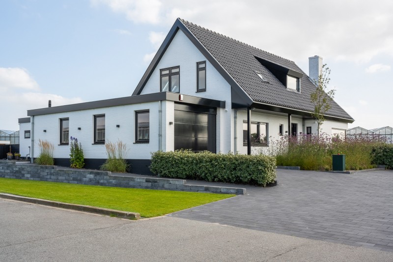 Renovatie en uitbreiding villa